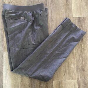 FIGS Technical Collection Cargo Scrub Pants 7 Pockets Medium, Gray